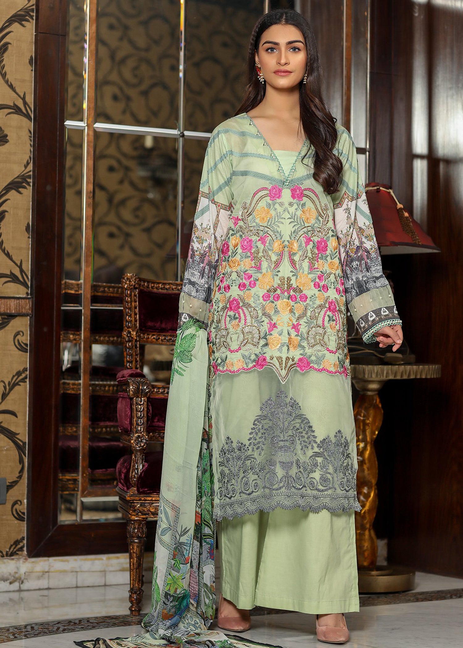 123719- Printed Embroidered lawn 3PC (6593788772451)